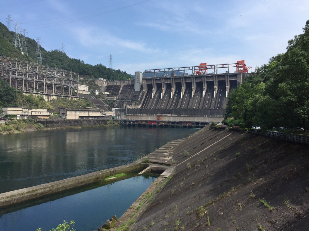 新安江水电站