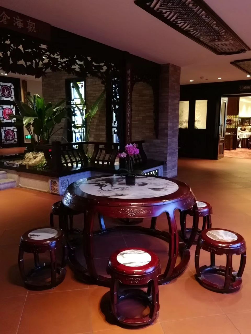 白天鹅宾馆·玉堂春暖餐厅