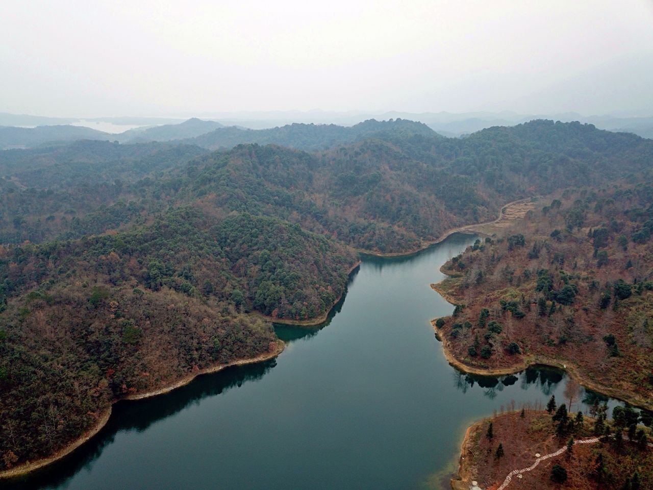 庐山西海观湖岛图片