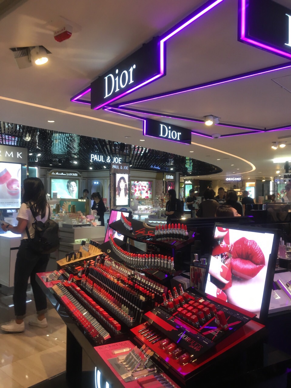 香港dior(上水廣場門市店)購物攻略,dior(上水廣場門市店)物中心/地址