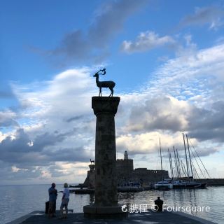 colossus of rhodes 纪念碑 建筑人文 距景点 100m