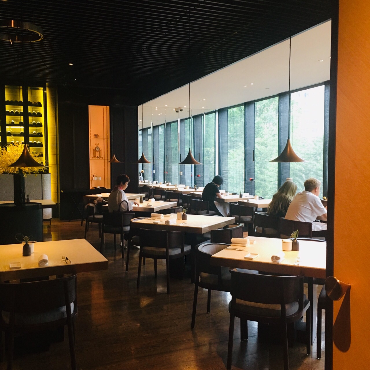 2021上海璞丽酒店·斐霓丝ph07nix美食餐厅,吃饭下午茶都好.