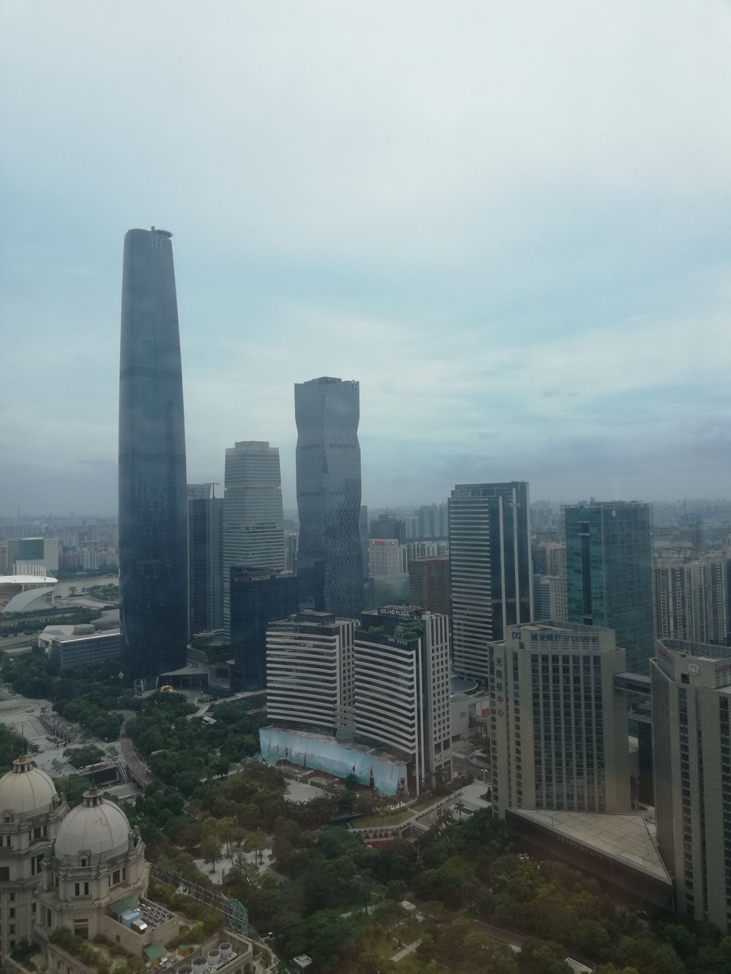 广州第一高楼迎全面竣工！530米高空酒店来了_南方快报_南方网