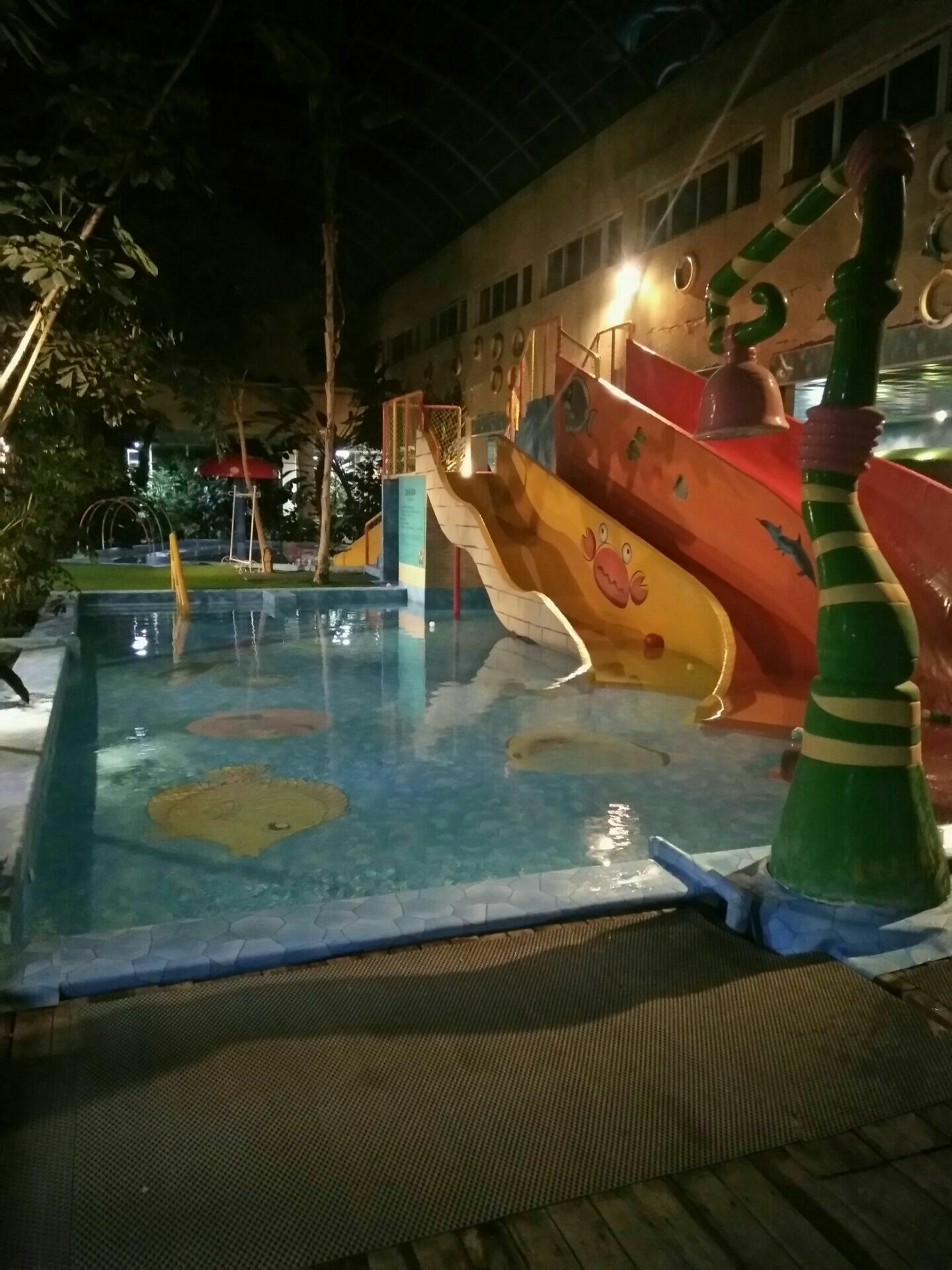 香堤湾亲子温泉