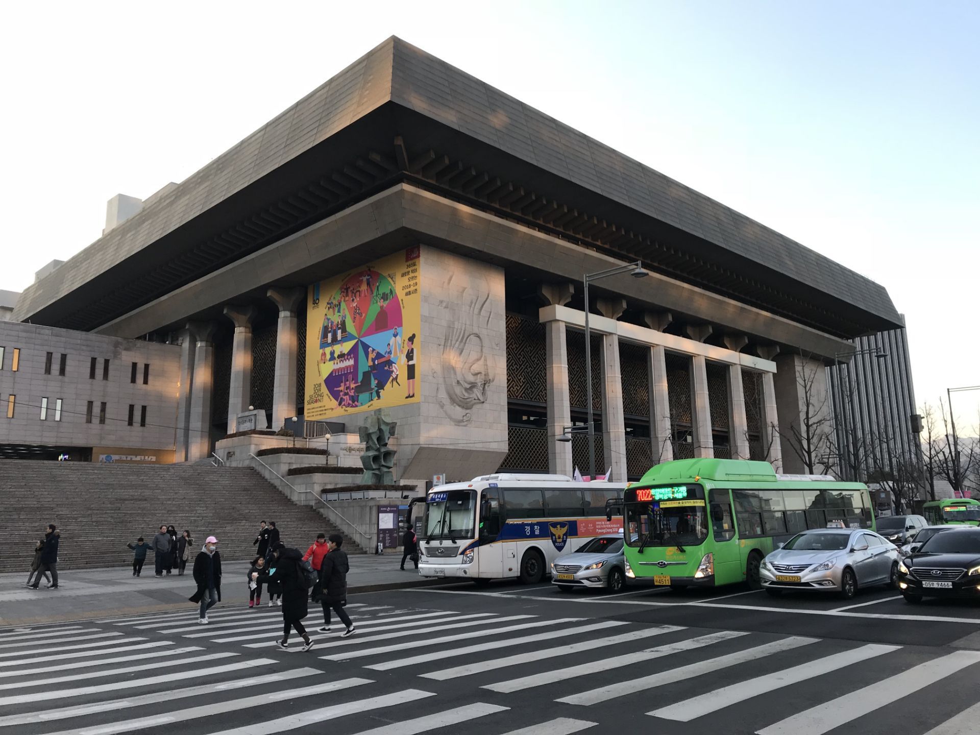 2023光化门广场游玩攻略,...说百万民众聚集光化门广场...【去哪儿攻略】