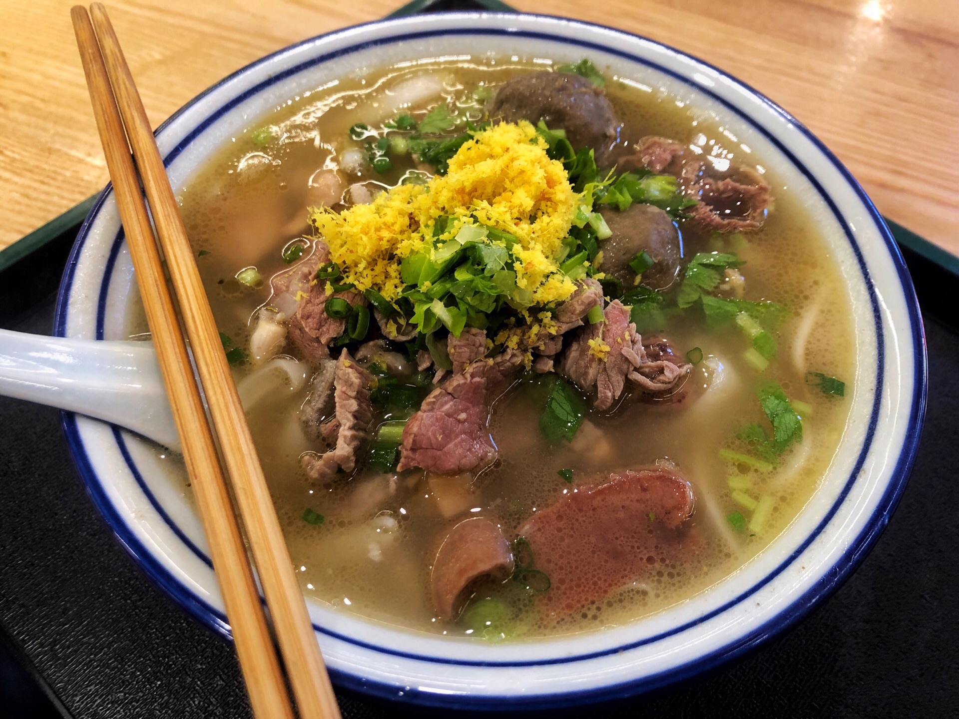 2022牛粿粿潮汕牛杂粿条(中骏世界城店)美食餐厅,粿条汤当初在潮汕吃