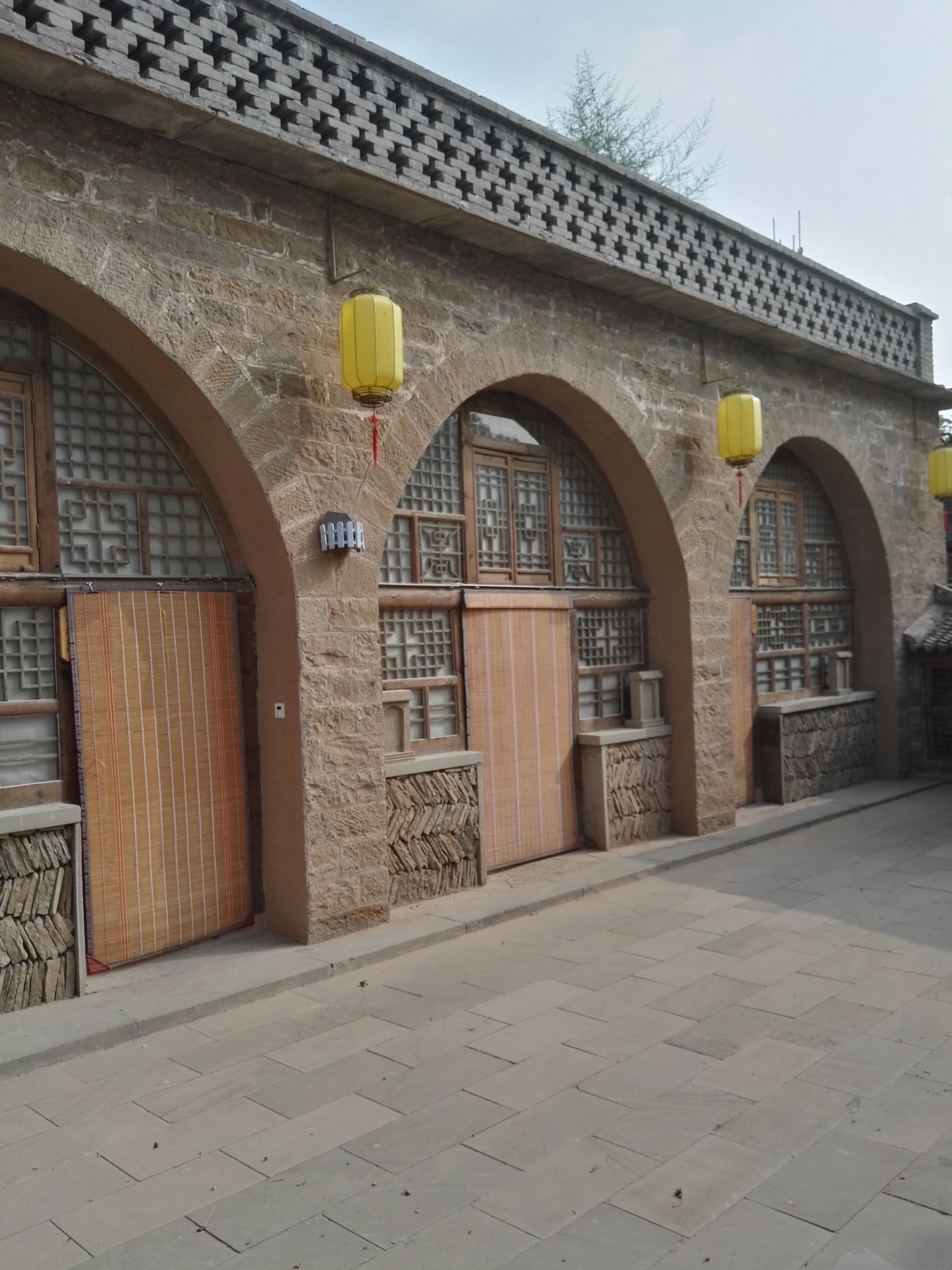 陕西延川文安驿古镇:位于延安市延川县城西北约15公里处,为中国民间