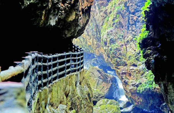 惊魂峡