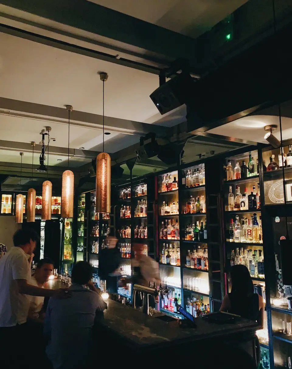 香港街28号