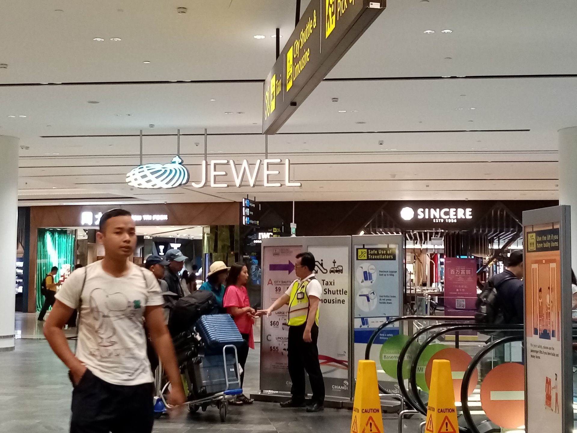 2019樟宜机场-旅游攻略-门票-地址-问答-游记点评，新加坡旅游旅游景点推荐-去哪儿攻略