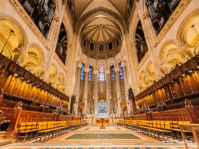 圣约翰神明大教堂