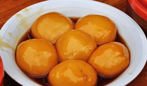 华天食府美食广场