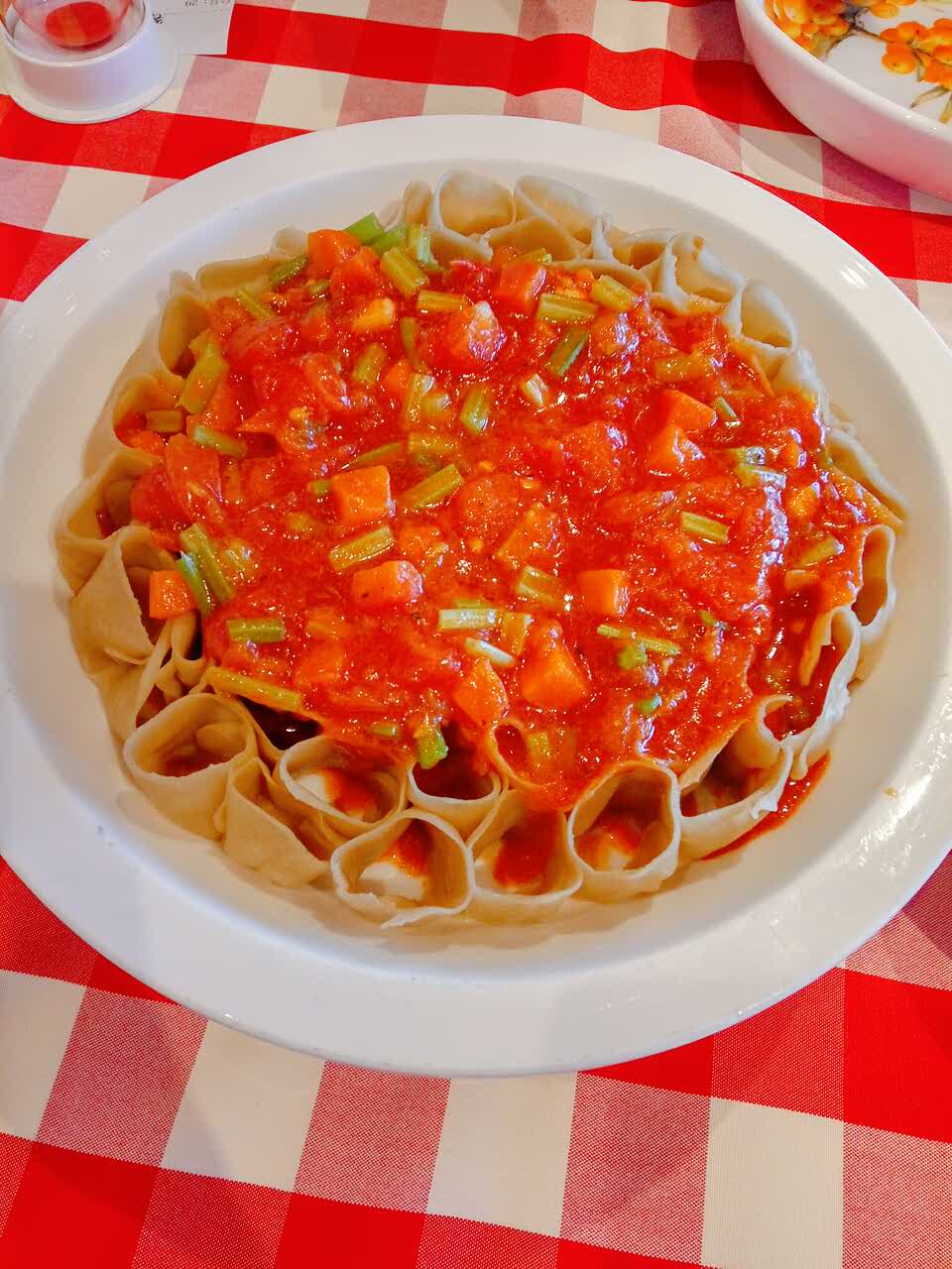 2022西贝莜面村(旧宫万科店)美食餐厅,菜品的颜色漂亮香气好味道西.