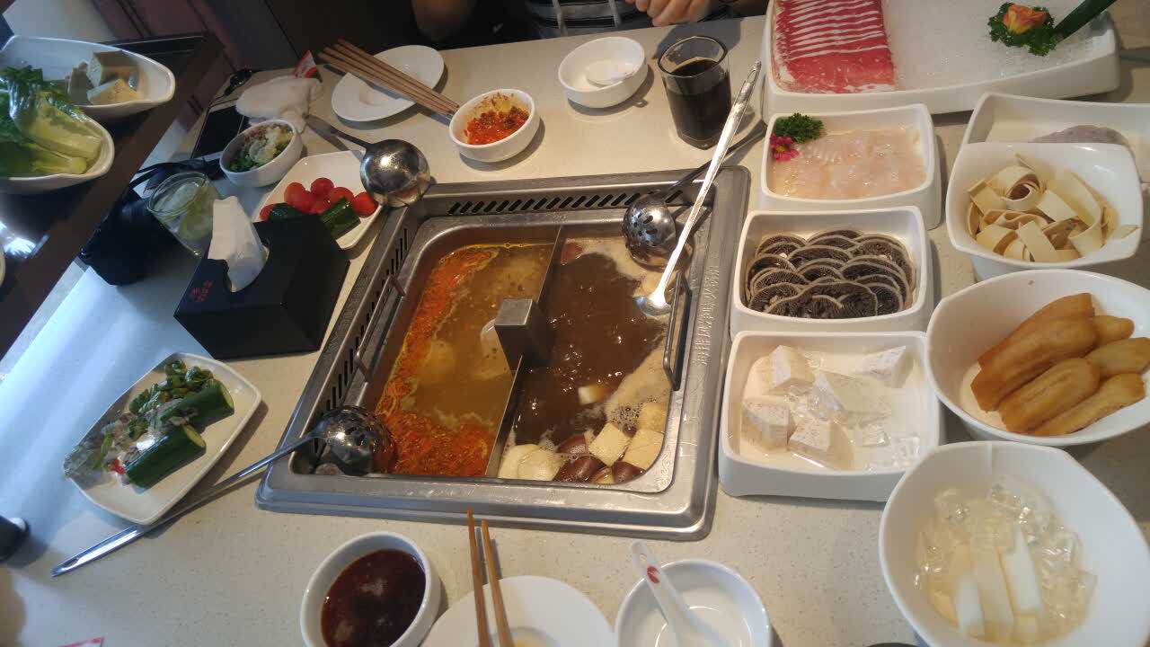 海底捞火锅(星光不夜城店)