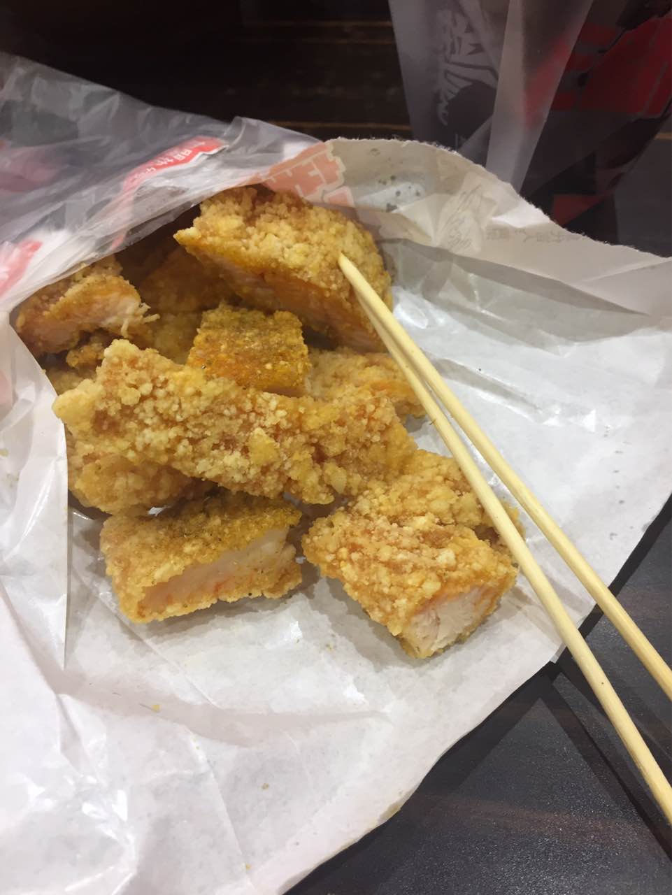 味道还不错肉块很鲜美吃过很多次了,推荐喜欢吃鸡排的朋友赶快来订吧