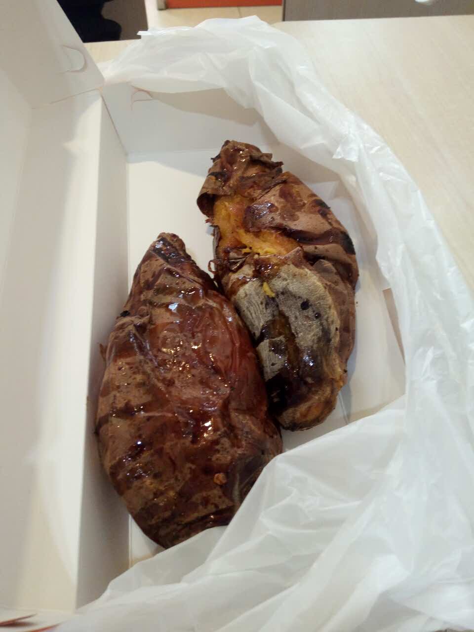 2021薯老大烤地瓜(万达店)美食餐厅,不错,服务态度真的很好.红.