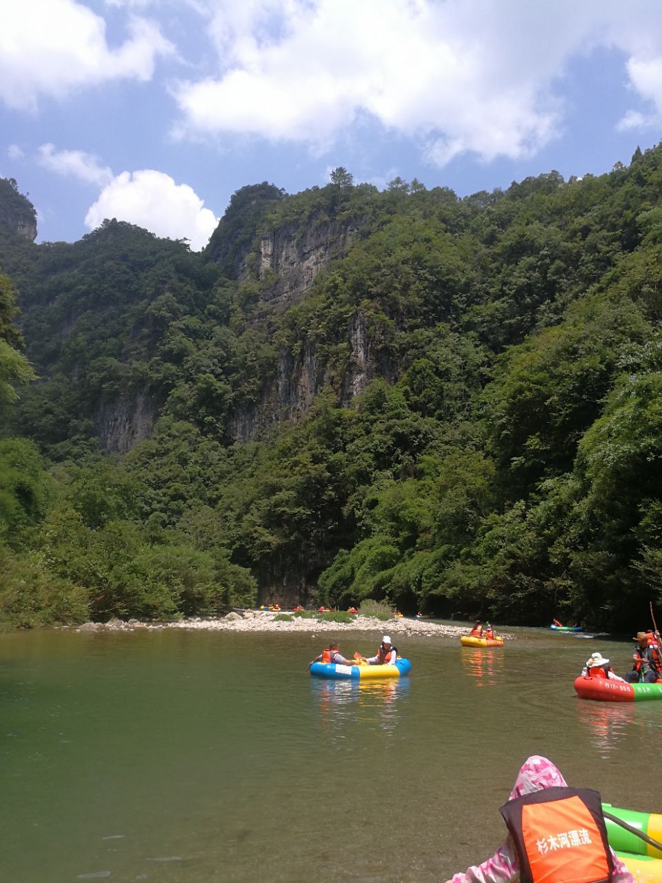 施秉杉木河漂流好玩吗,施秉杉木河漂流景点怎么样