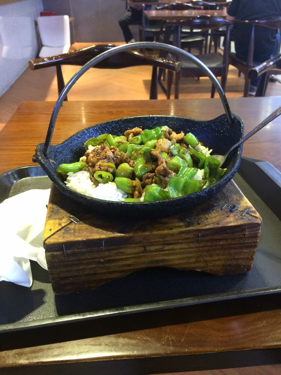 土家风味吊锅饭