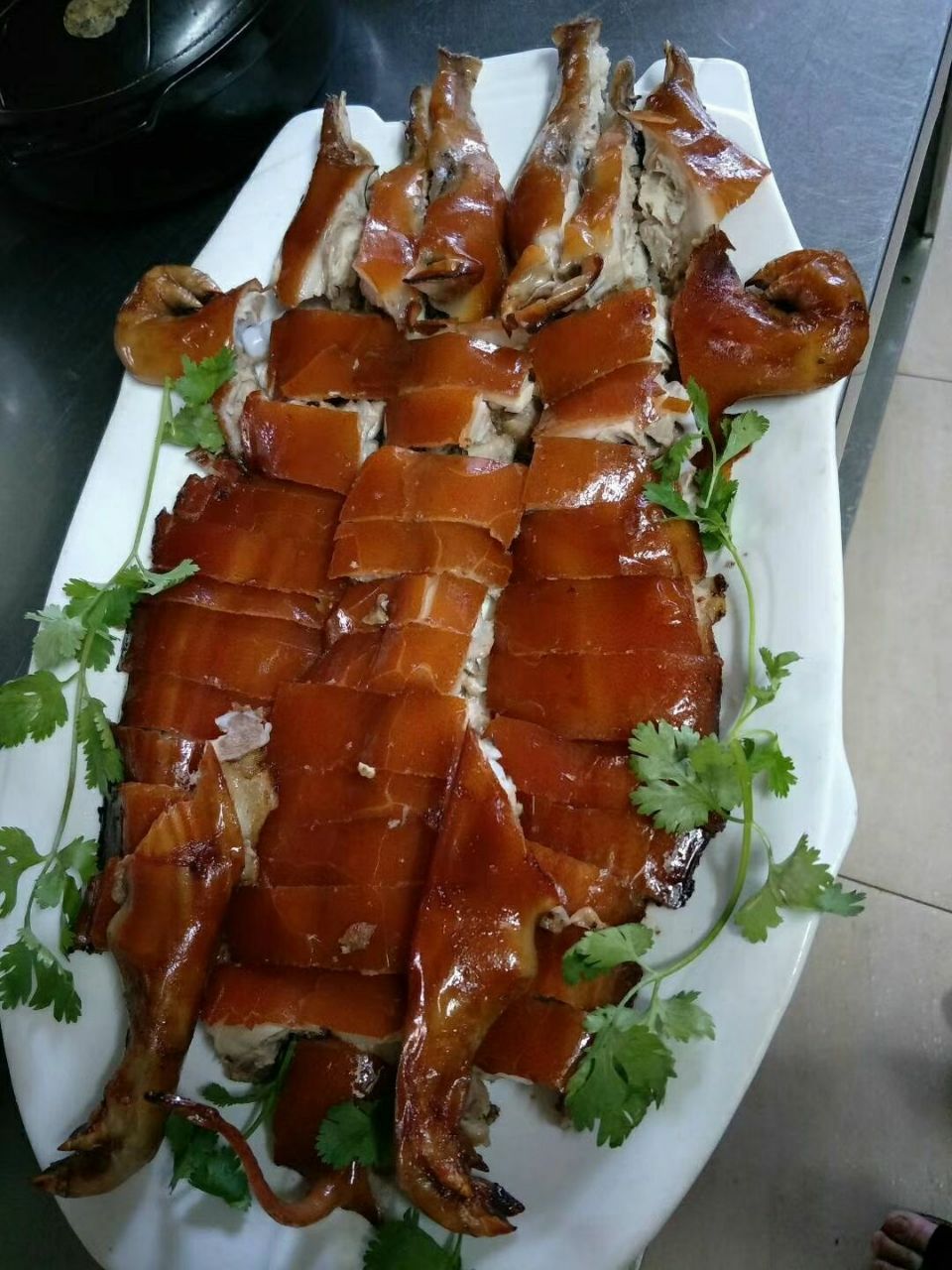 陕菜烤乳猪图片