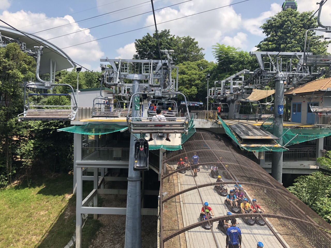 圣淘沙天际线斜坡滑车