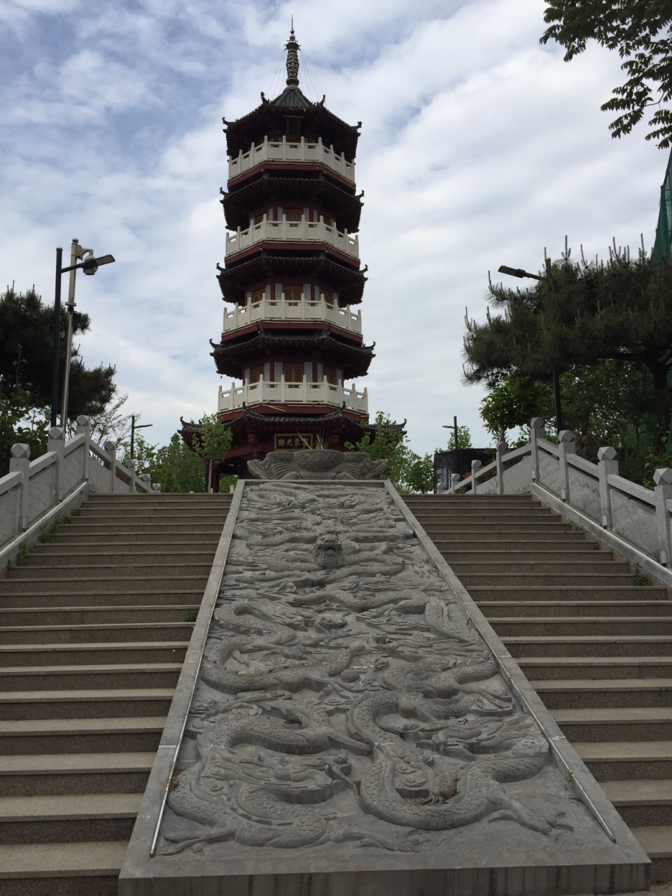 【携程攻略】蓬莱黄金河度假村景点,环境不错,儿子看动物看的很开心