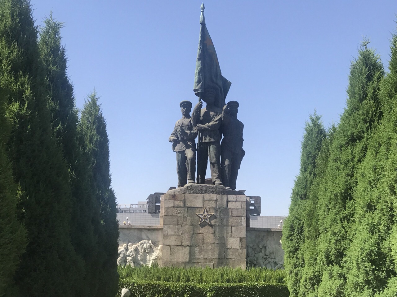 【携程攻略】石家庄华北烈士陵园景点,华北烈士陵园,位于中山西路,是