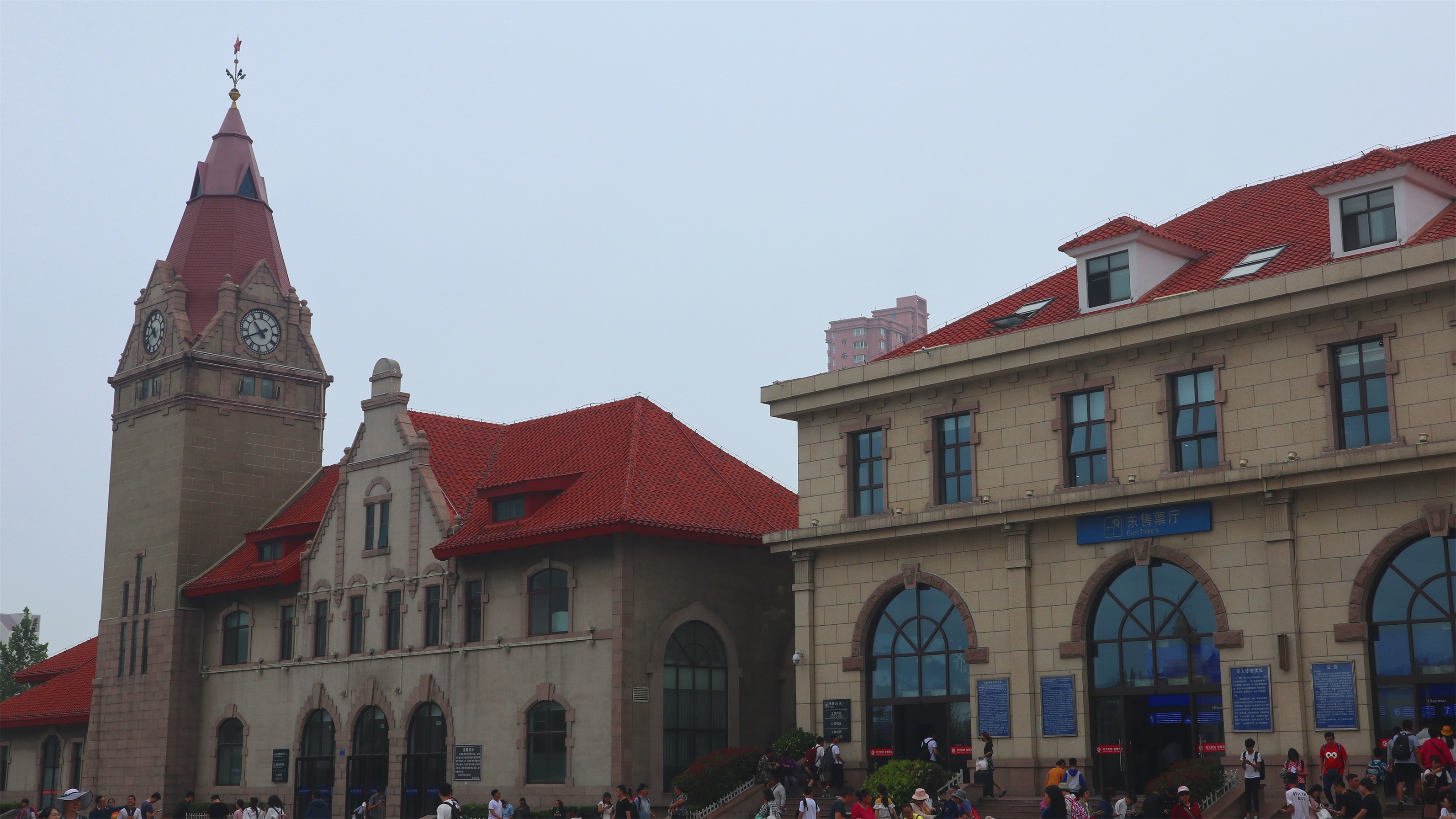 火车站站台背景摄影图高清摄影大图-千库网