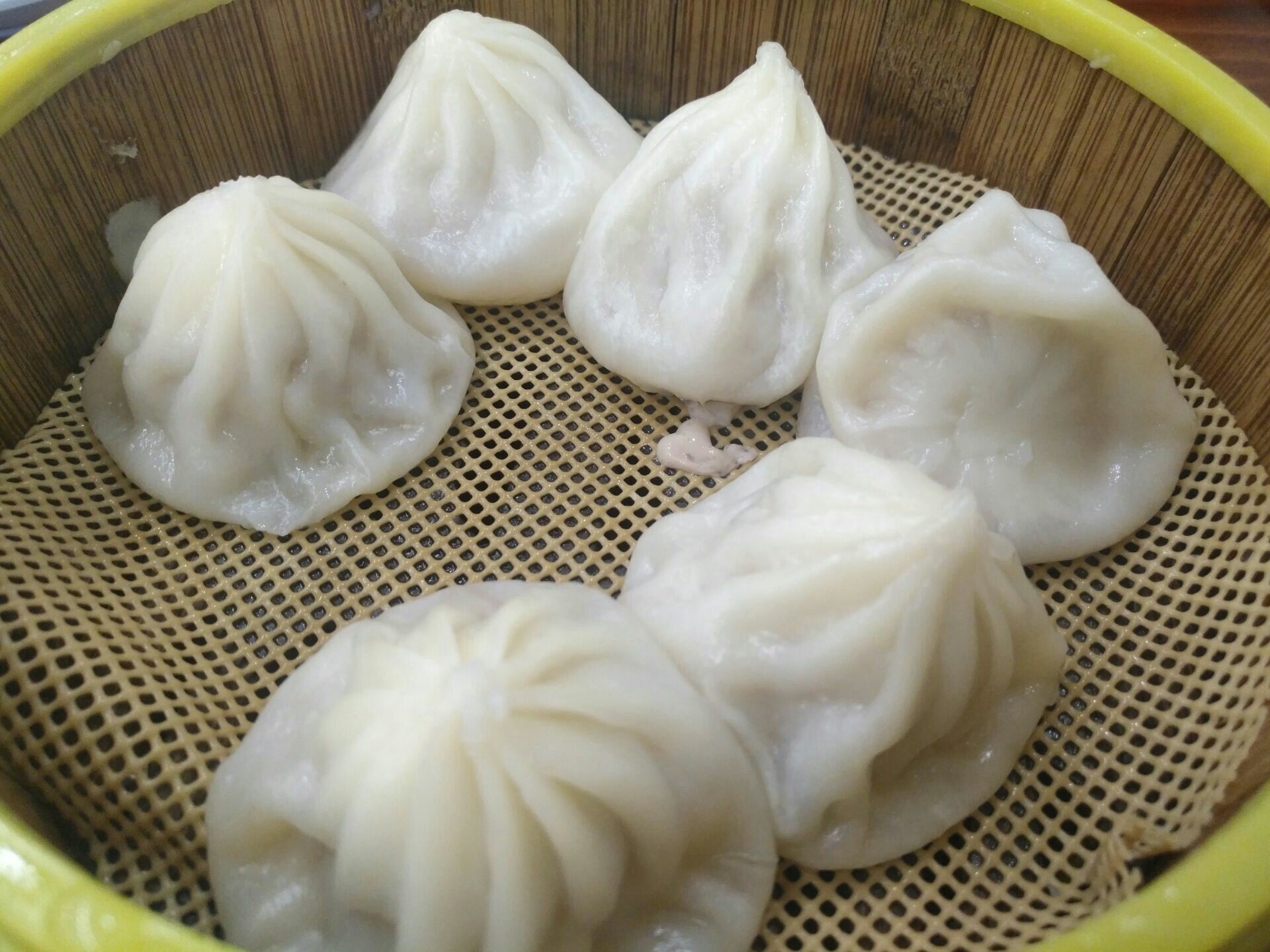 正宗杭州小笼包