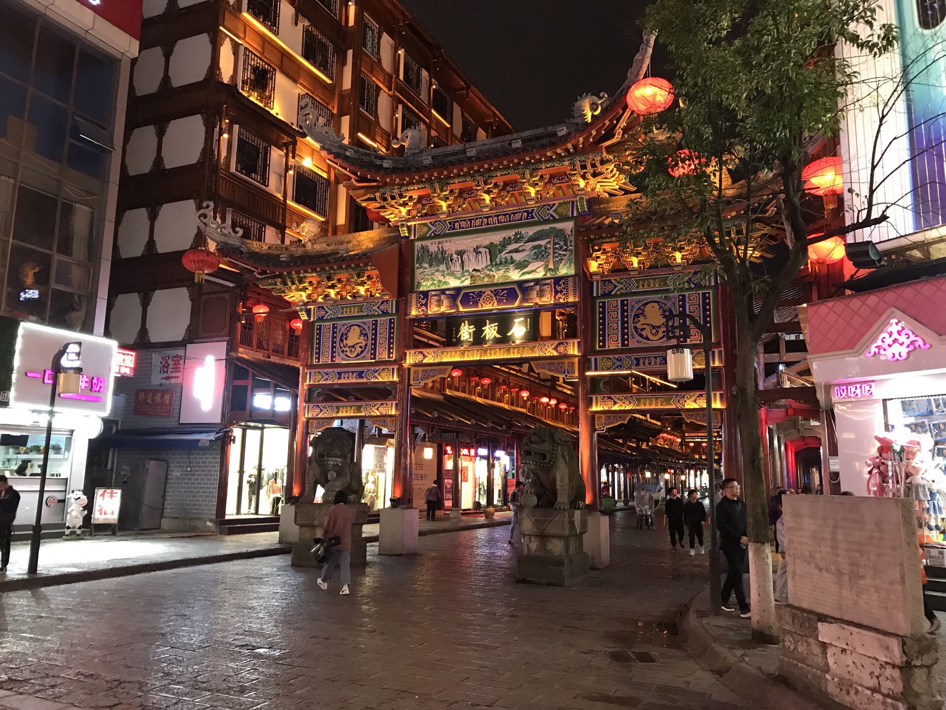 重庆双碑夜市，多年未去，当年的闹市是否还有人气？ - 知乎
