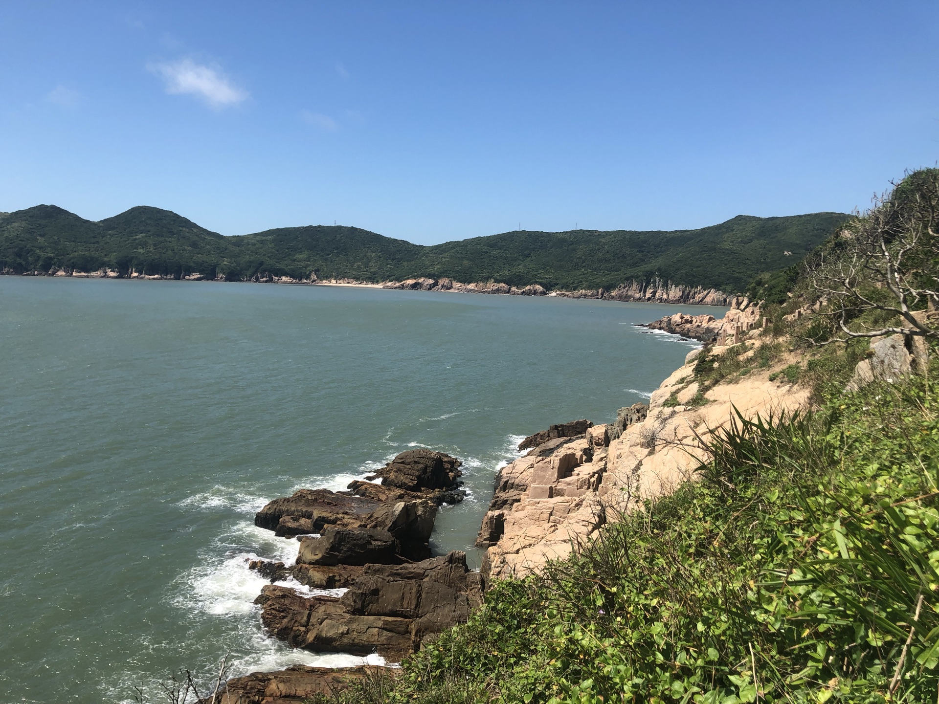 【携程攻略】嵊泗六井潭景点,值得一去,站在嵊泗列岛的制高点放眼望去