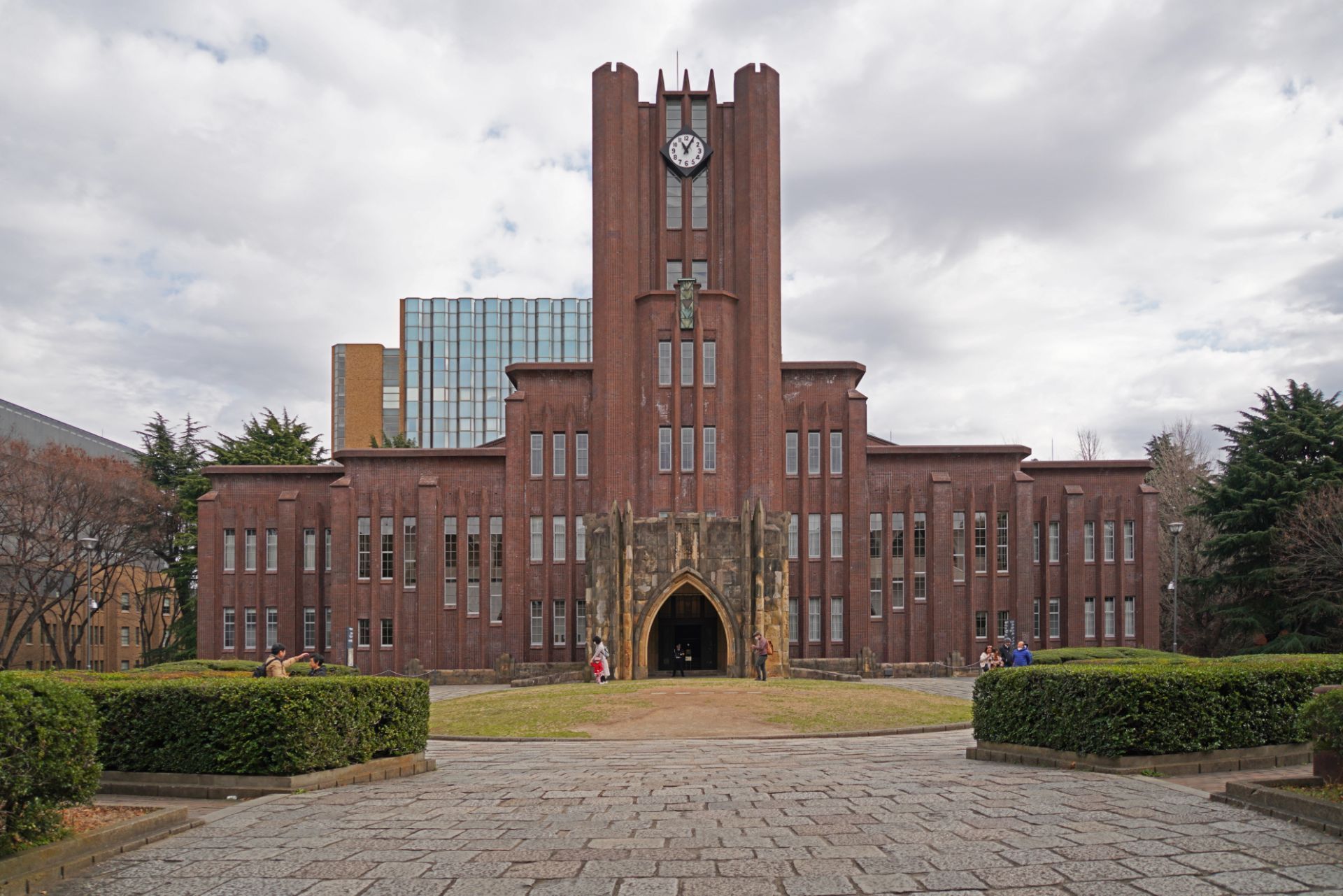 东京大学