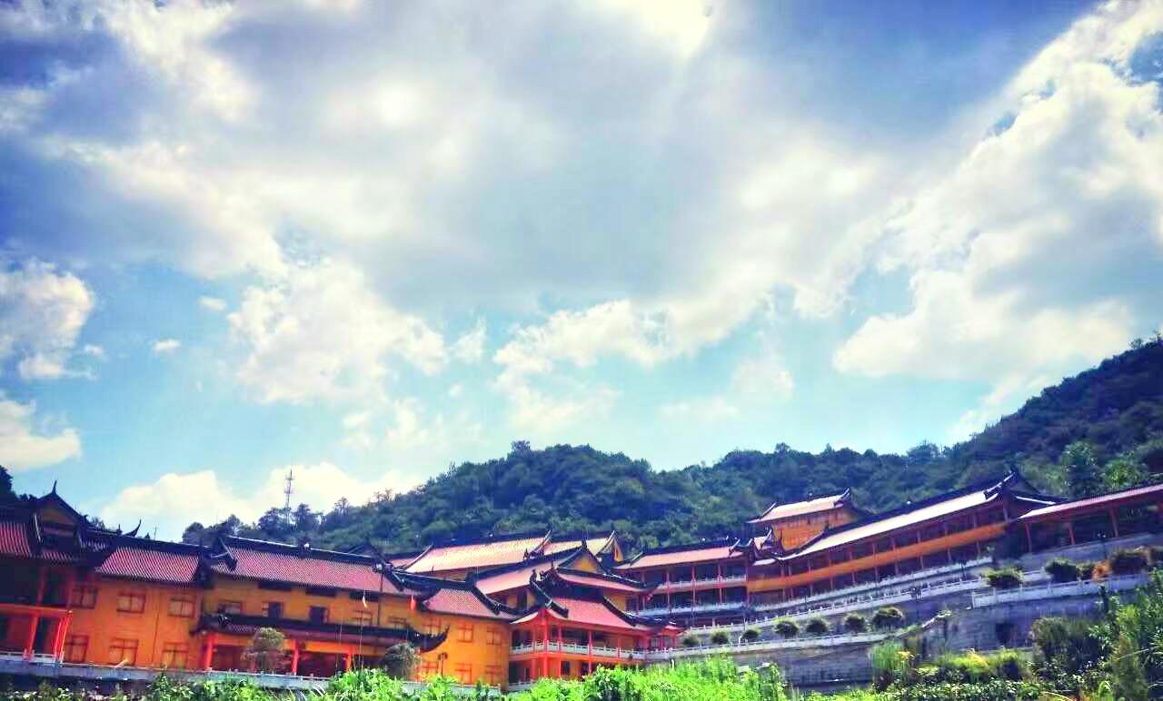 嵊州市十八都江风景旅游区