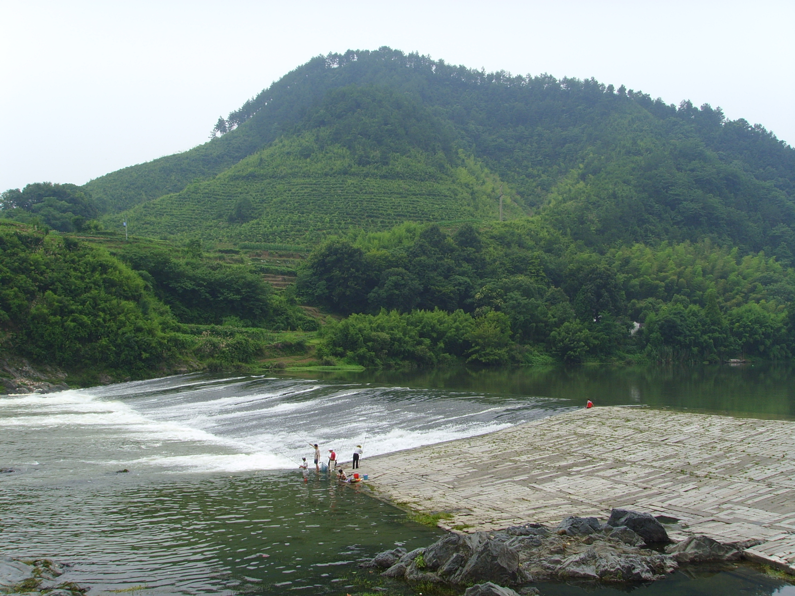 【携程攻略】歙县渔梁坝适合单独旅行旅游吗,渔梁坝单独旅行景点推荐
