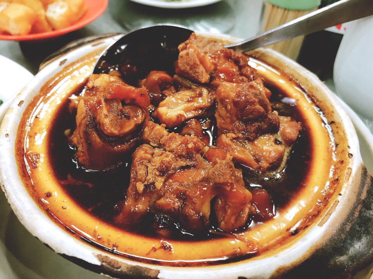 【携程美食林】吉隆坡新峰肉骨茶餐馆,到吉隆坡吃肉骨茶,必须到新峰肉