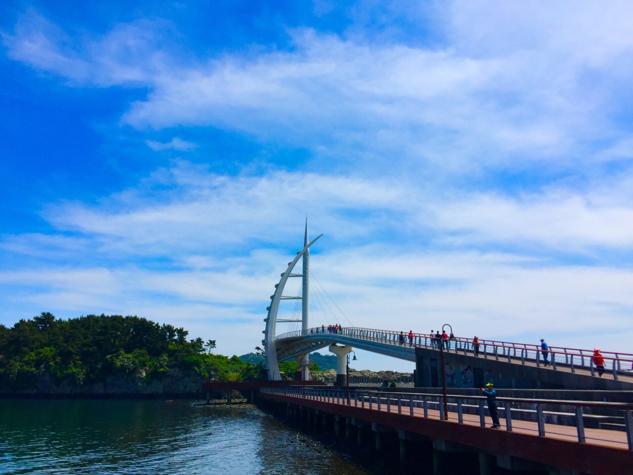 西归浦鸟岛新缘桥