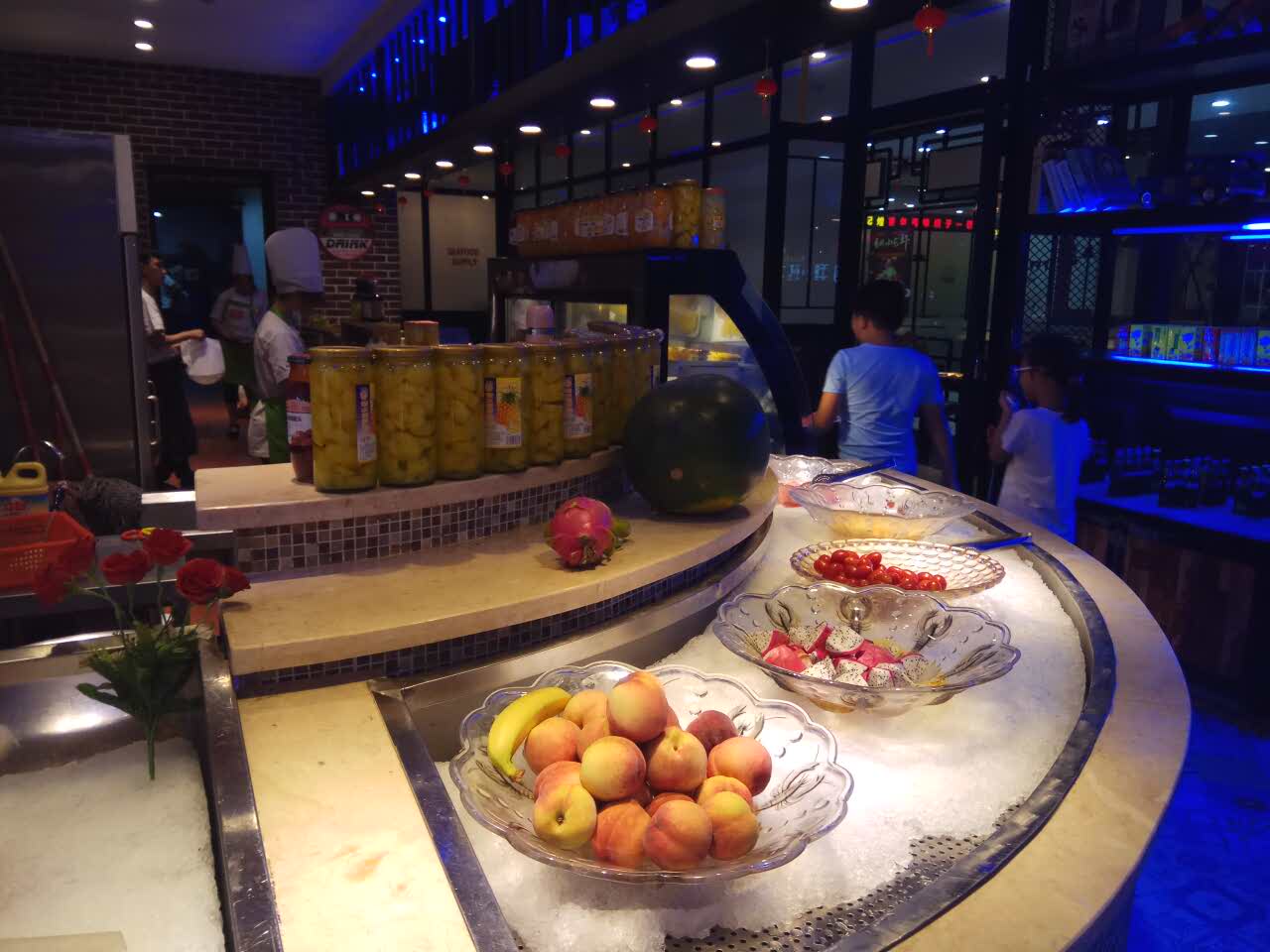 【吉布鲁牛排海鲜自助】上海探店：200+菜品无限量任你拿！13大区品类齐全！_披萨