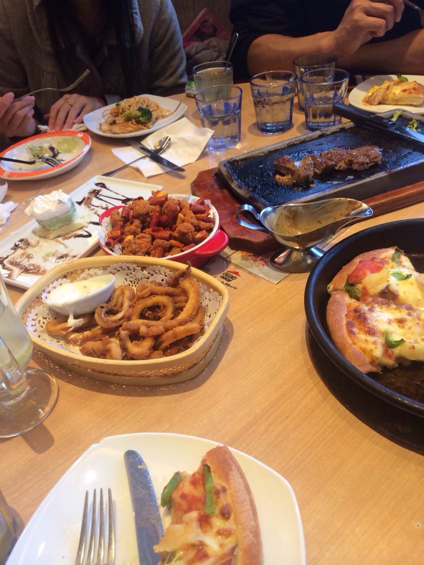 必胜客(博爱店)