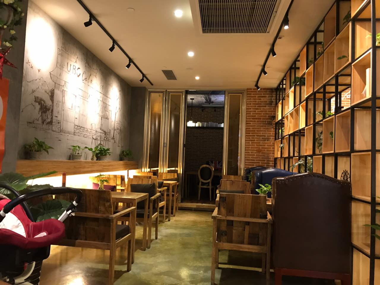 上岛咖啡(弘基时尚生活中心店)