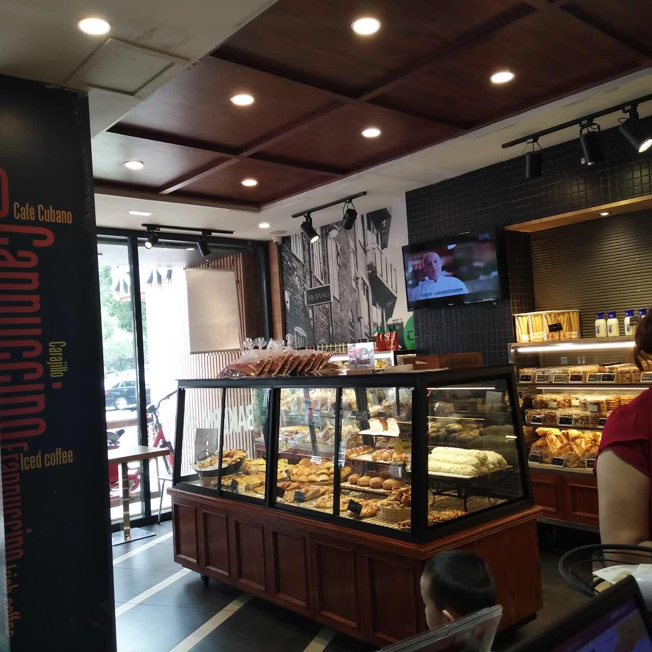 2021梁师傅蛋糕(滕州市龙泉店)美食餐厅,环境很好,东西很好吃下回还.