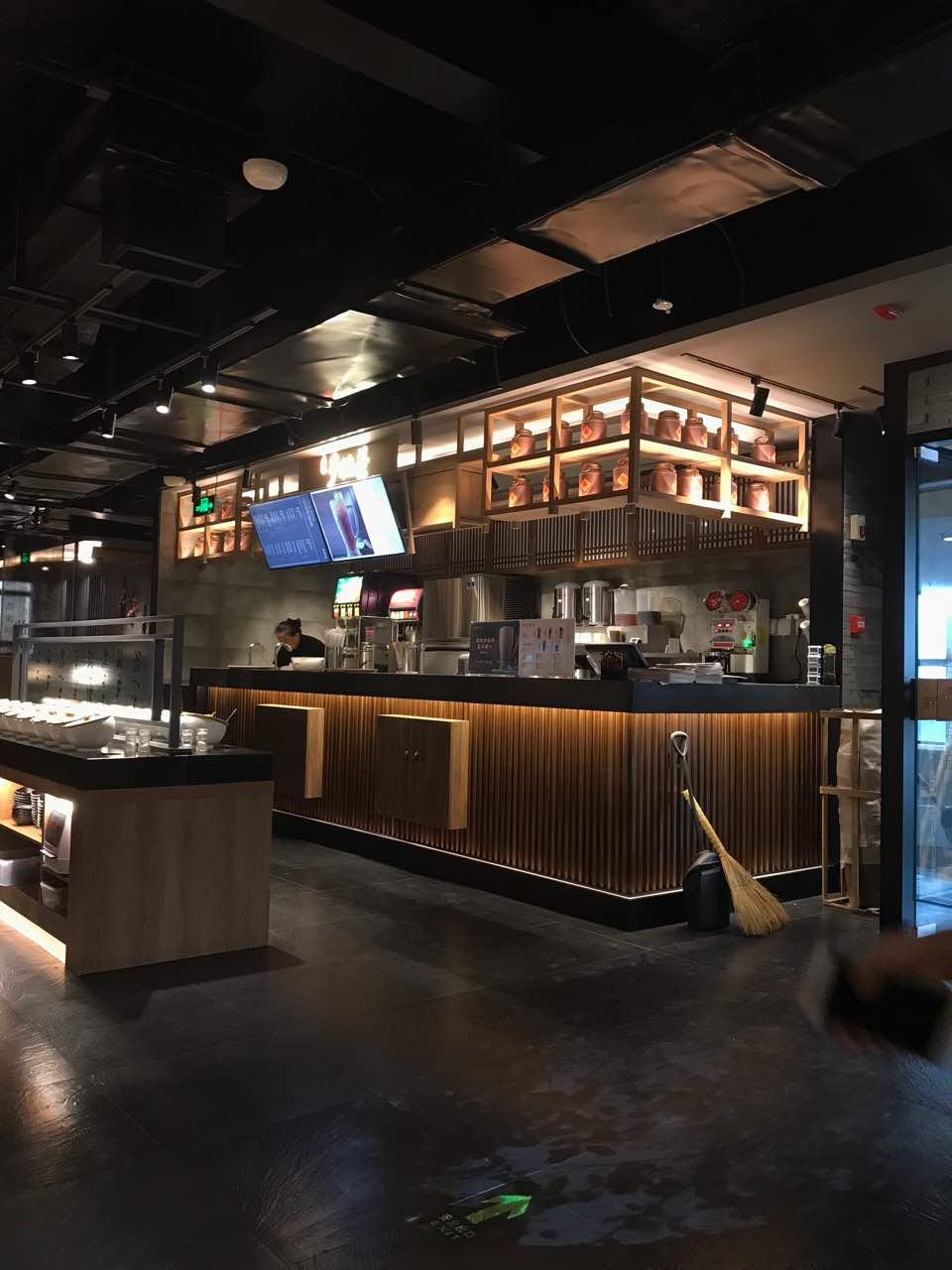 呷哺呷哺(万年花城店)