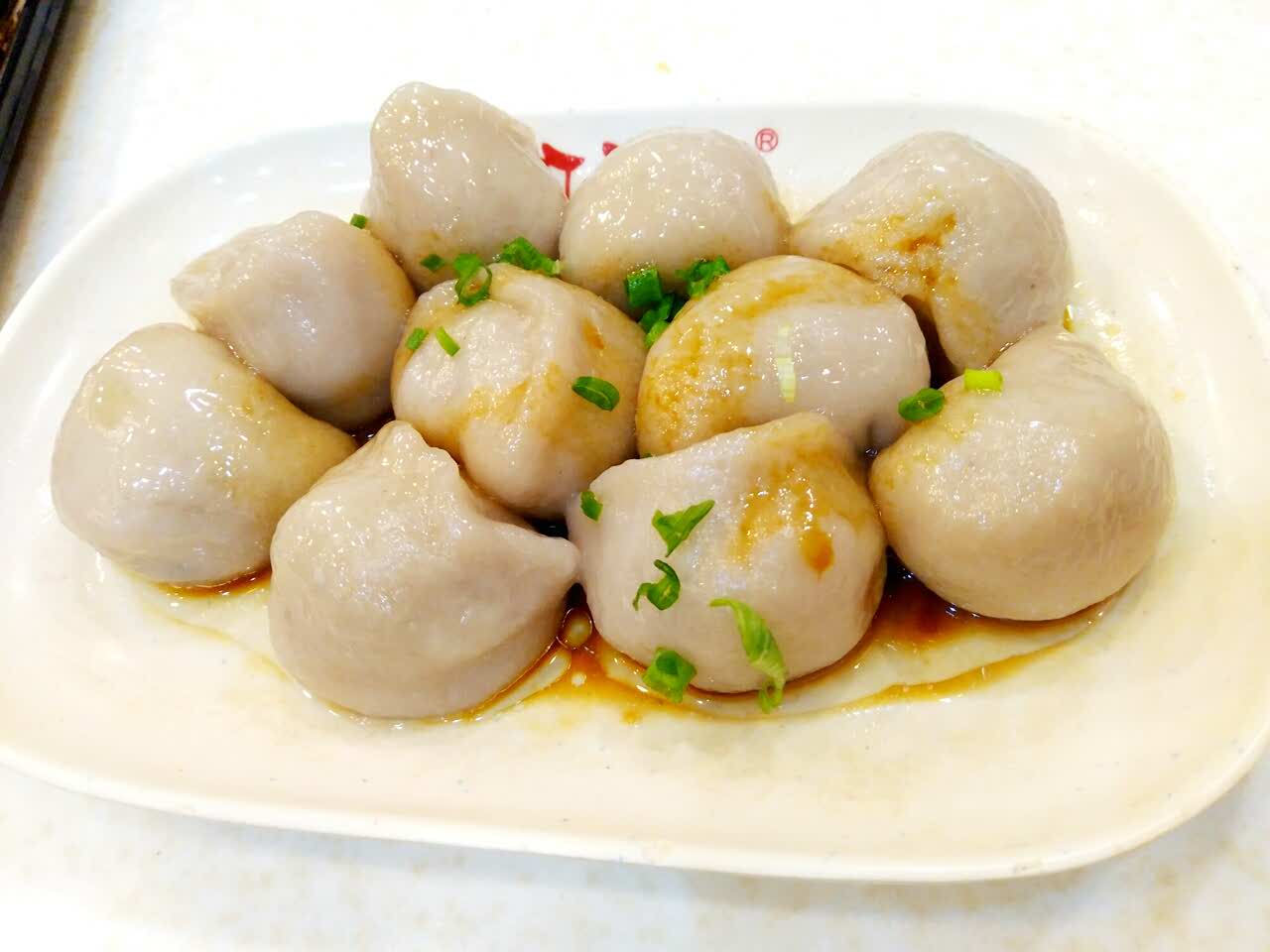 佬客家鸭肉粥(湖东路店)餐馆,稀饭好吃入味,芋饺像家里某小吃的味道