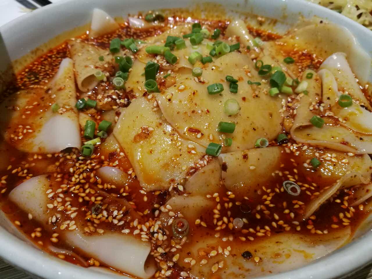 2022阿卜餐饮74小二菜馆(凯德店)美食餐厅,凉拌饺子皮很好ci,是一道