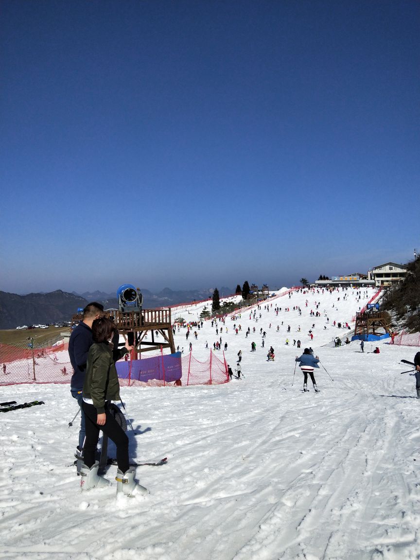 玉舍国家森林公园滑雪场