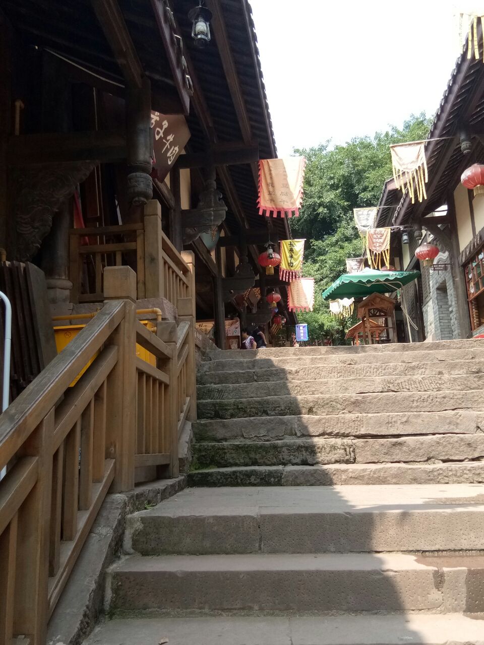 2024五凤溪古镇游玩攻略,嗯 我去的时候没什么人,天气.