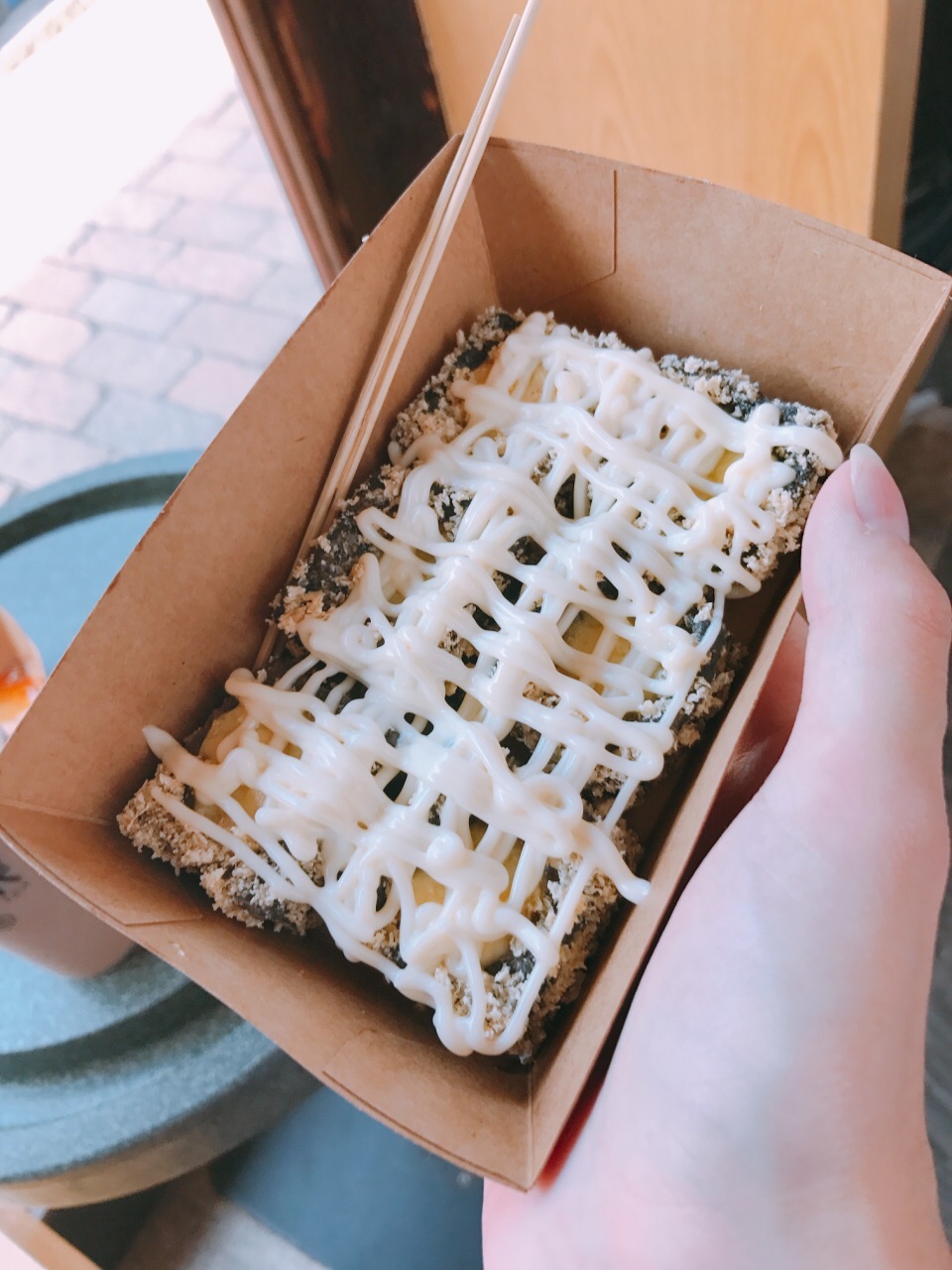 第一次发现芝士和臭豆腐还能这么结合而且味道还不错一定要趁热吃豆腐