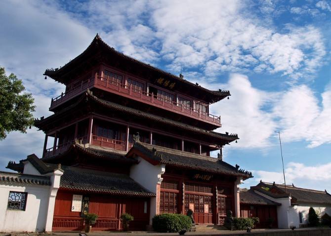 门票现在很便宜一杯奶茶的价格领略一线江景还是挺划算的