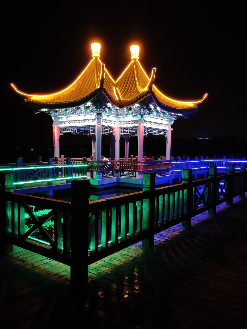 东海县西双湖夜景图片图片