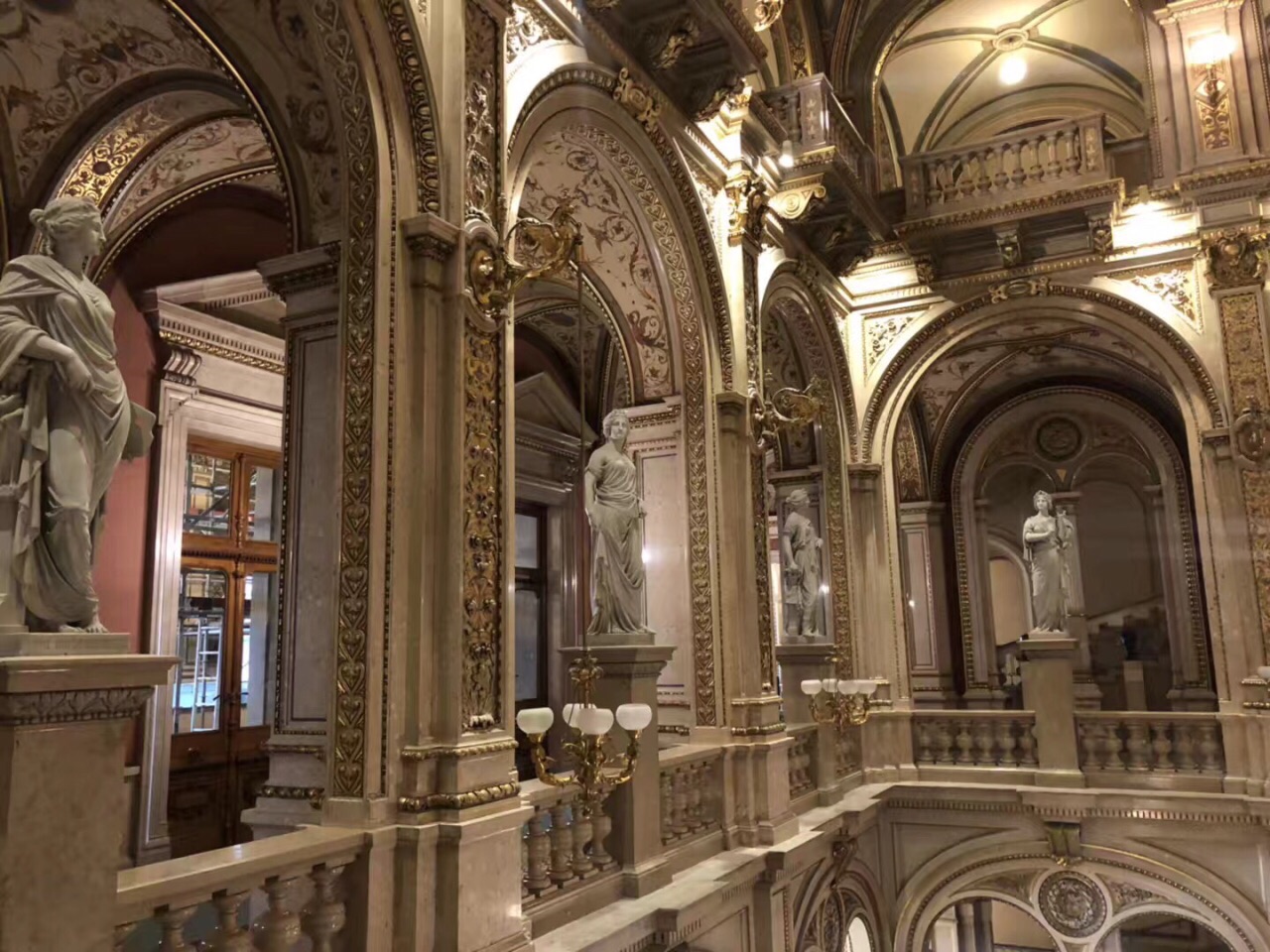 匈牙利国家歌剧院：文化的殿堂