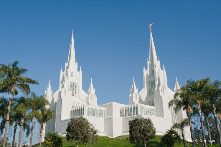 San Diego Mormon Temple travel guidebook –must visit attractions in San ...