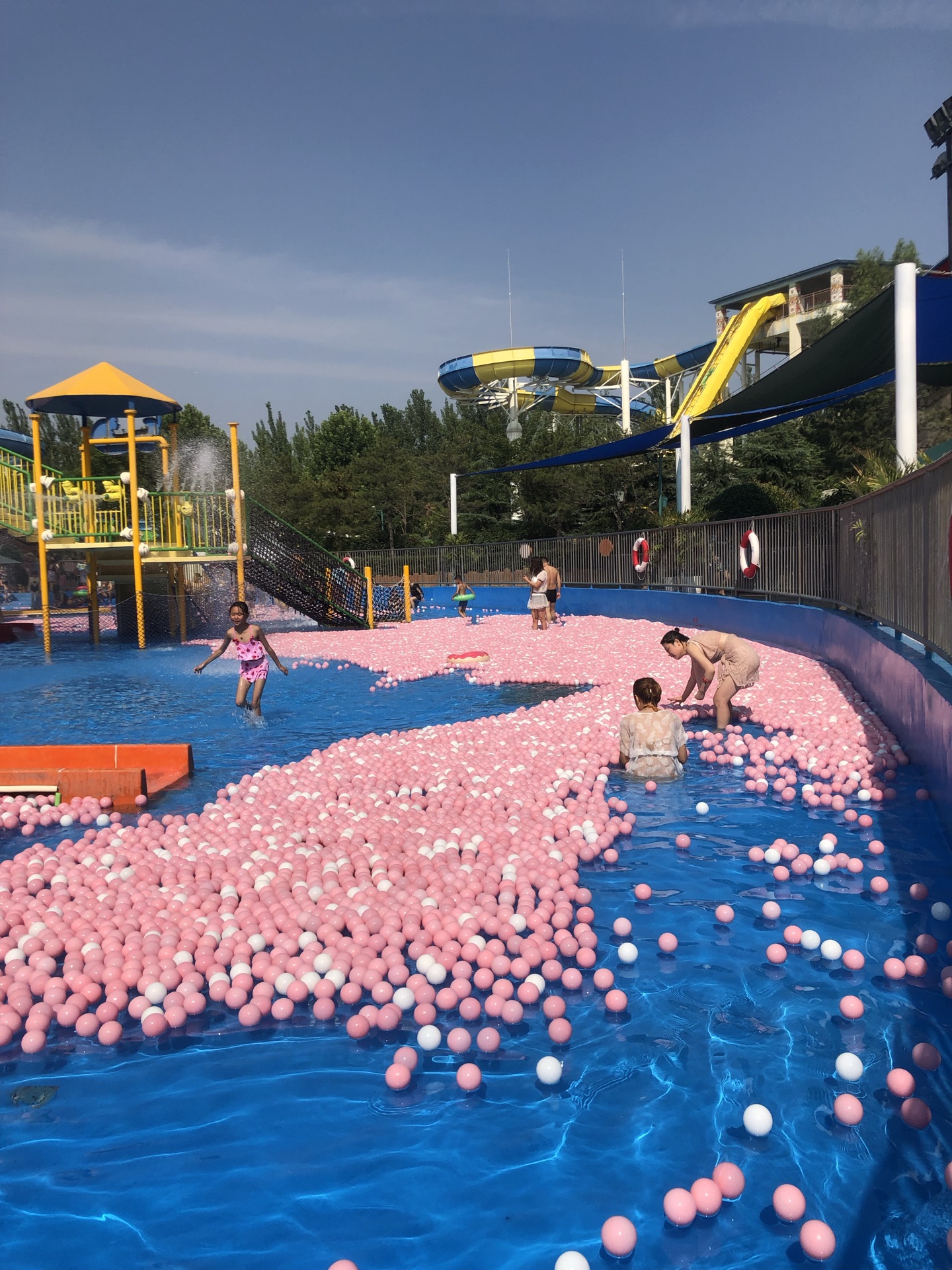 郑州方特水上乐园